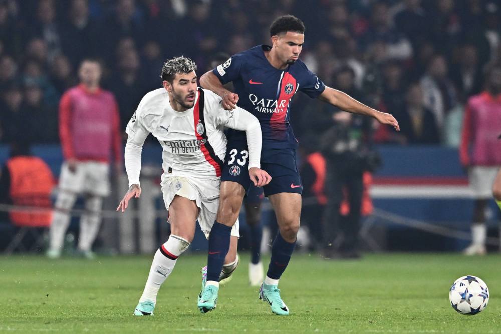 Jogadores do PSG e Milan durante a Champions League